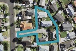 2/14 Bellville Drive, Clendon Park, Auckland