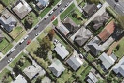 2/4 Raeben Avenue, Hillcrest, Auckland