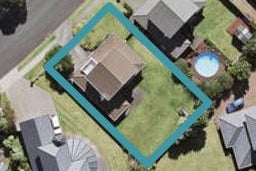 82 Lagoon Way, West Harbour, Auckland