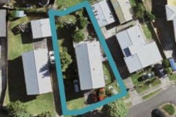 8 Aden Place, Clendon Park, Auckland