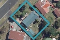 4 Lewis Street, Glenview, Hamilton
