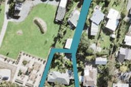 12 Riverside Drive, Point Wells