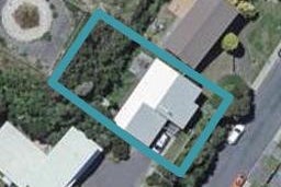 11 Somes Crescent, Newlands, Wellington