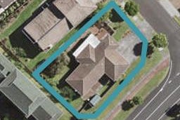 2 Tuakura Way, The Gardens, Auckland