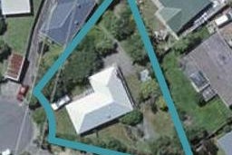 11 Kinapori Terrace, Newlands, Wellington