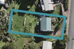 33 Jellicoe Parade, Surfdale, Waiheke Island
