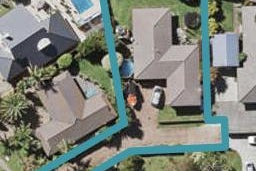 42 Bob Charles Drive, Golflands, Auckland