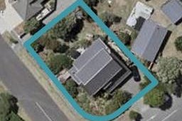 1 Waiheke Street, Waikanae Beach, Waikanae