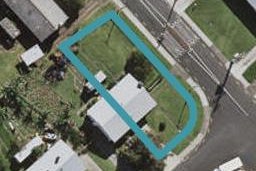 1 Harwood Crescent, Ōtara, Auckland
