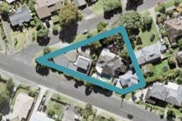2/18 Wairere Road, Torbay, Auckland