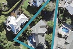 10 Poaka Place, Beach Haven, Auckland
