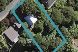 11 Giles Road, Ostend, Waiheke Island