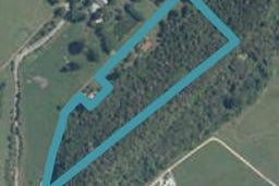 231 Packard Road, Motupipi