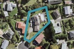 17 Gaede Terrace, Sunnyvale, Auckland