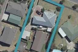 24 MacDonald Road, Glenview, Hamilton