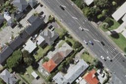 2/24 Taharoto Road, Takapuna, Auckland
