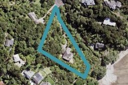 11 Herrings Cove Place, Titirangi, Auckland