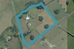 122 Awhitu Road, Karioitahi, Waiuku