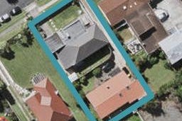 2/4 Lomond Street, Takapuna, Auckland