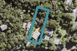 7 Rayner Road, Piha
