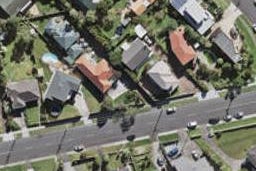 2/102 Coronation Road, Hillcrest, Auckland