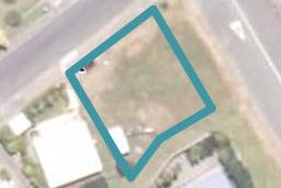 13 Cook Street, Carters Beach, Westport
