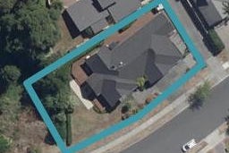 30 Saint James Drive, Huntington, Hamilton