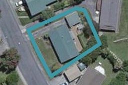 13 Guadeloupe Crescent, Grenada Village, Wellington