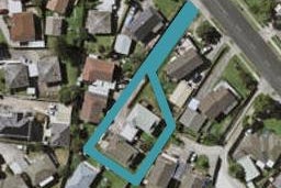 2/11 Charntay Avenue, Clover Park, Auckland