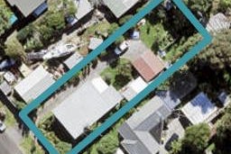 12 Coleman Avenue, Herald Island, Auckland
