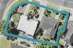2/2 Mayfair Crescent, Mairangi Bay, Auckland