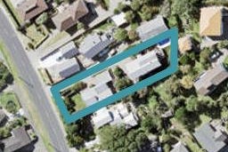2/569 Beach Road, Murrays Bay, Auckland