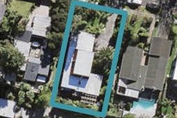 16 Barlow Place, Chatswood, Auckland