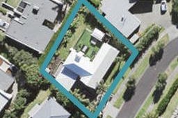 11 Rangi Avenue, Schnapper Rock, Auckland