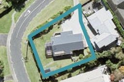 2/1 Wairere Road, Torbay, Auckland