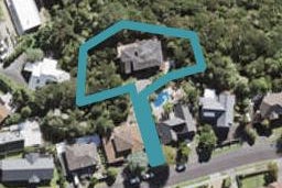 8 Ravenstone Place, Chatswood, Auckland