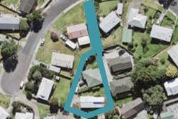 1/38 Lilburn Crescent, Massey, Auckland