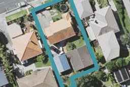 5 Winscombe Street, Belmont, Auckland