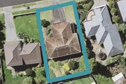 60 Dalwhinnie Parade, Highland Park, Auckland