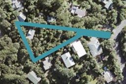 4 Pendrell Road, Piha, Piha