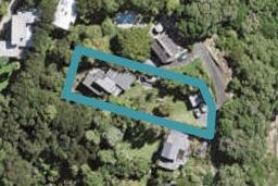 21 The Parade, Titirangi, Auckland
