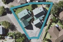 2/23 Solana Court, Botany Downs, Auckland