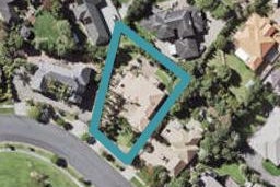 8 Santa Cruz Drive, Shamrock Park, Auckland