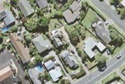 2/870 Beach Road, Waiake, Auckland