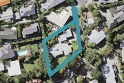 7 Cloverly Crescent, Campbells Bay, Auckland