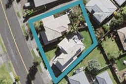 2/65 Unsworth Drive, Unsworth Heights, Auckland