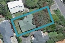 8 Chisenhall Street, Karori, Wellington