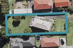 22 Sunnyfield Crescent, Glenfield, Auckland
