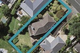 12 Blackett Crescent, Meadowbank, Auckland
