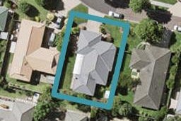 1 Halstead Place, Huntington Park, Auckland